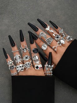 Gothic Obsidian Skull Ring Set – Vintage Silver Horror & Dark Fantasy Finger Jewelry (Multi-Piece)